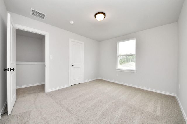 18724 Loom Drive, Conroe, TX 77306