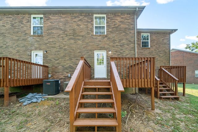 3826 Jockey Drive B, Clarksville, TN 37040