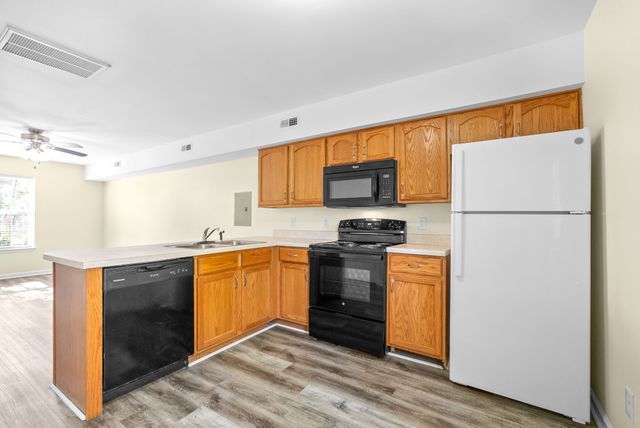 3826 Jockey Drive B, Clarksville, TN 37040