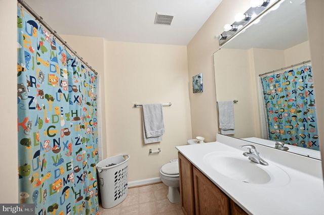 15113 GAFFNEY CIR, Gainesville, VA 20155