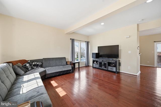 15113 GAFFNEY CIR, Gainesville, VA 20155