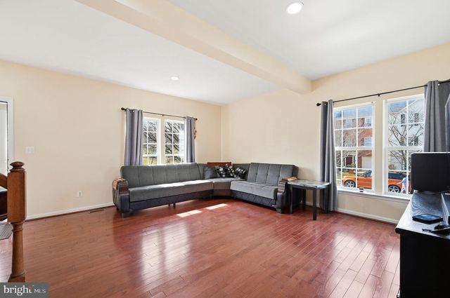 15113 GAFFNEY CIR, Gainesville, VA 20155