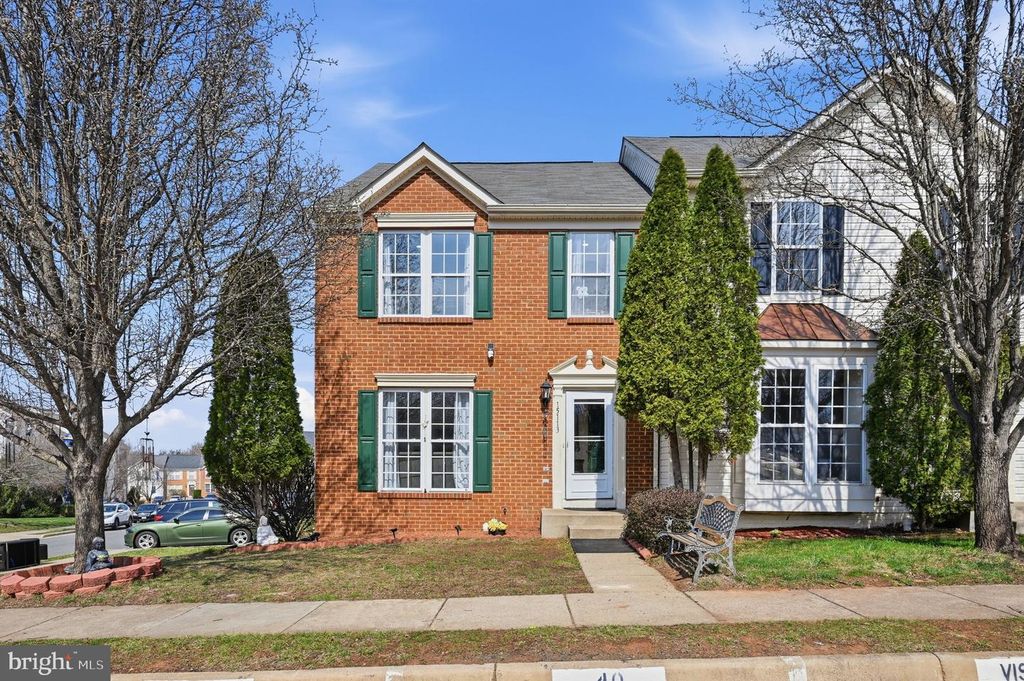 15113 GAFFNEY CIR, Gainesville, VA 20155