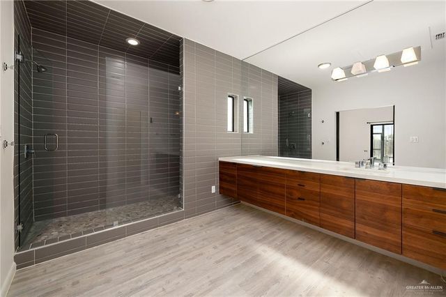 1608 St Claire Avenue, Edinburg, TX 78539