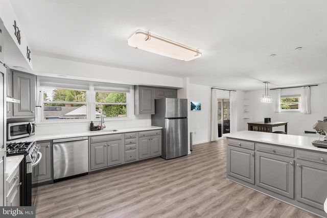 1104 ESSEX AVE, Voorhees, NJ 08043
