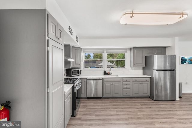 1104 ESSEX AVE, Voorhees, NJ 08043