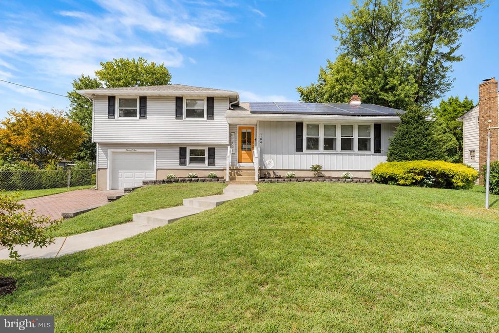 1104 ESSEX AVE, Voorhees, NJ 08043