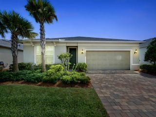 10500 SW Red Maple Way, Port St. Lucie, Port St Lucie, FL 34987