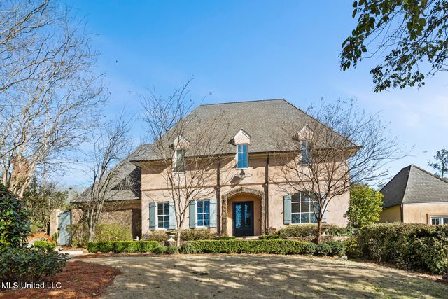 460 Saint Andrews Drive, Jackson, MS 39211