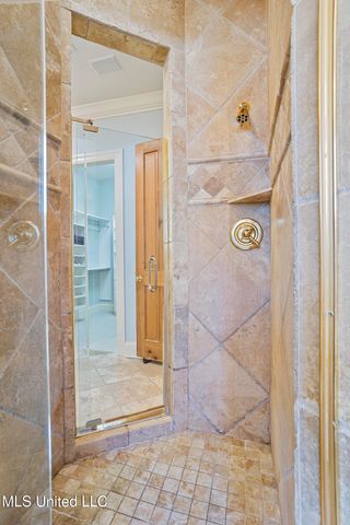 460 Saint Andrews Drive, Jackson, MS 39211