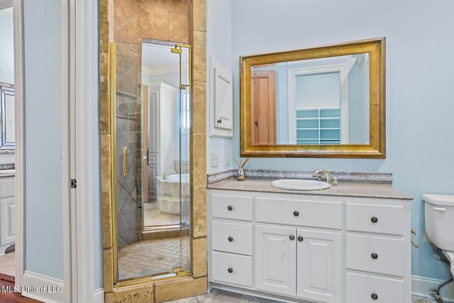 460 Saint Andrews Drive, Jackson, MS 39211