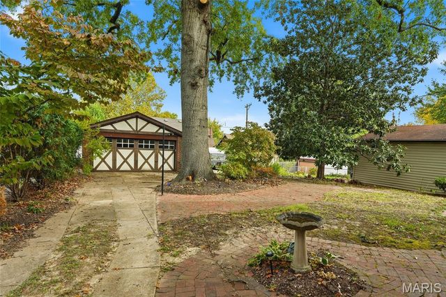 3839 Federer Place, St Louis, MO 63116