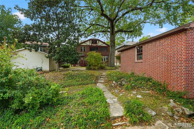 3839 Federer Place, St Louis, MO 63116