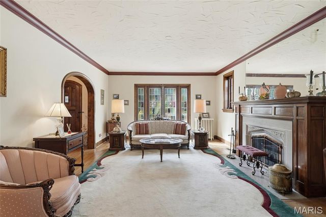 3839 Federer Place, St Louis, MO 63116