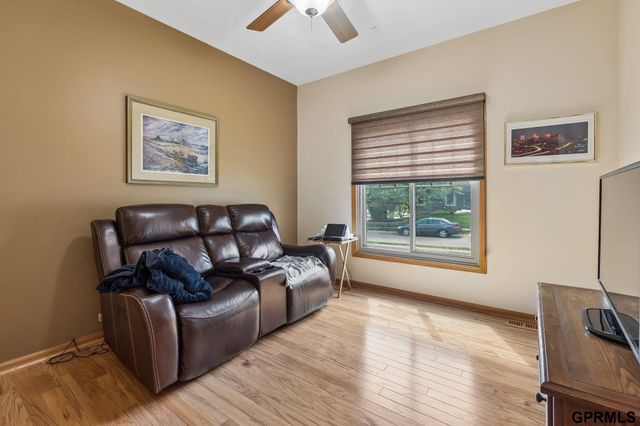 4805 N 135Th Avenue, Omaha, NE 68164