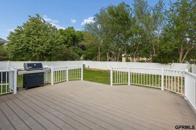 4805 N 135Th Avenue, Omaha, NE 68164