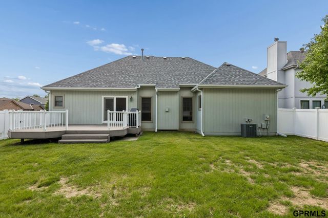 4805 N 135Th Avenue, Omaha, NE 68164