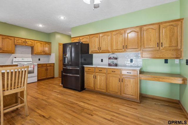 4805 N 135Th Avenue, Omaha, NE 68164