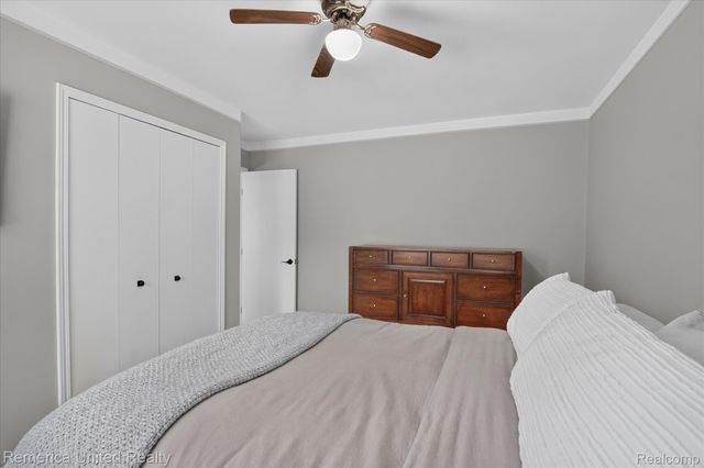 11521 Westshore Drive, Putnam Township, MI 48169