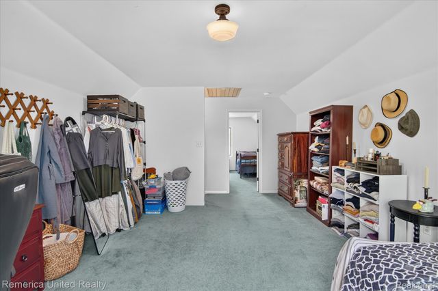 11521 Westshore Drive, Putnam Township, MI 48169