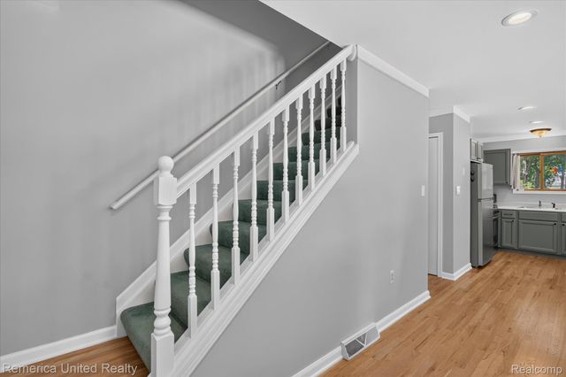 11521 Westshore Drive, Putnam Township, MI 48169