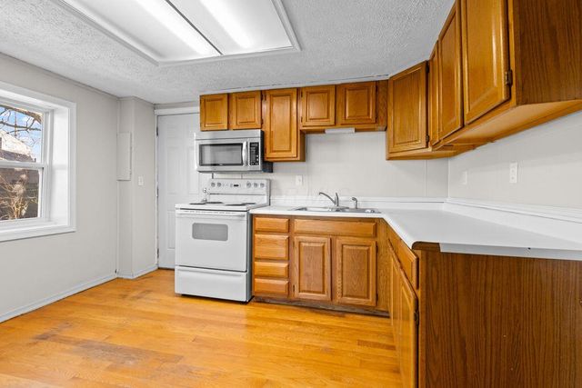 6 Wade Street, Delaware, OH 43015