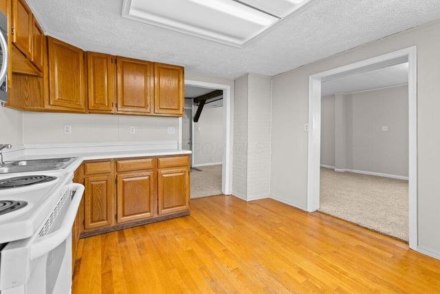 6 Wade Street, Delaware, OH 43015