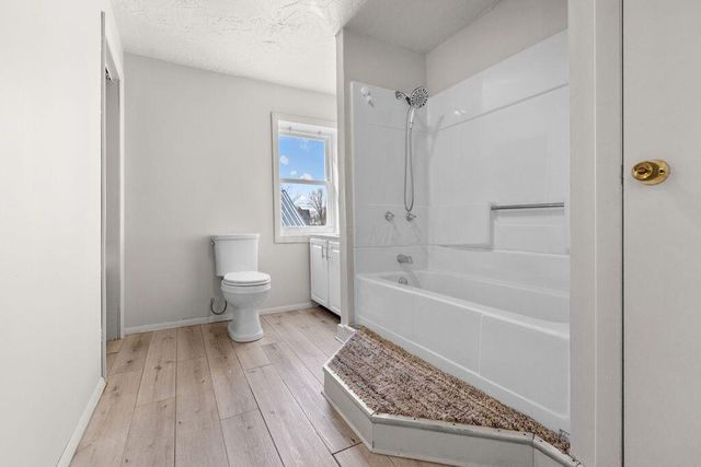 6 Wade Street, Delaware, OH 43015