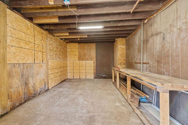 6 Wade Street, Delaware, OH 43015