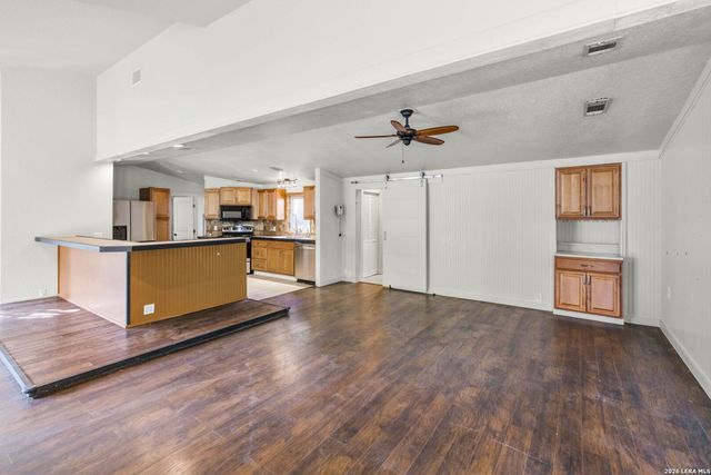 1200 & 1340 Hinch, New Braunfels, TX 78132