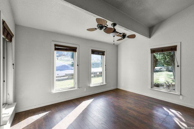 1200 & 1340 Hinch, New Braunfels, TX 78132