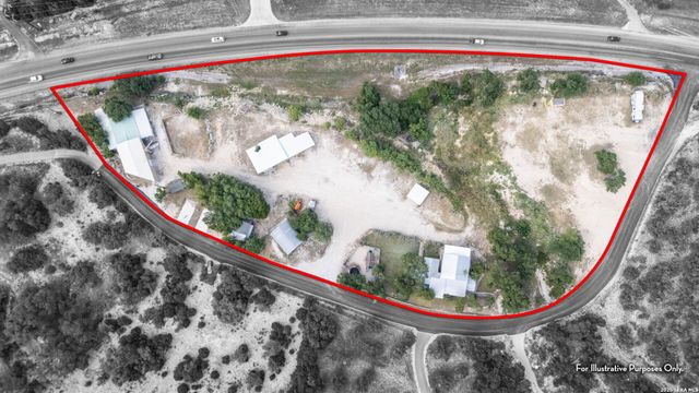 1200 & 1340 Hinch, New Braunfels, TX 78132