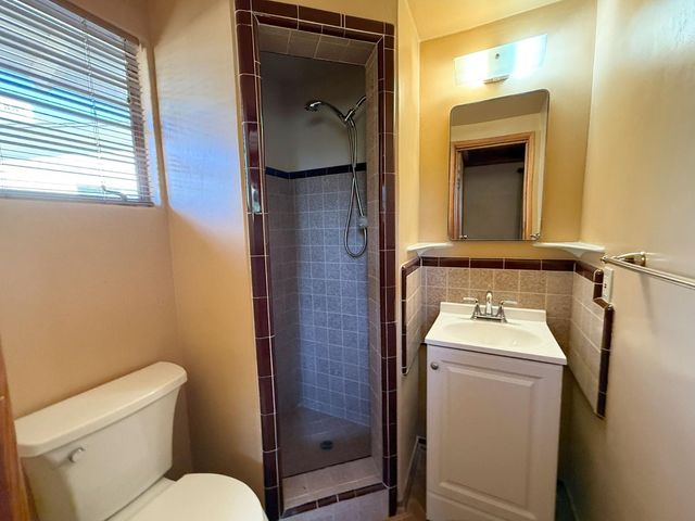 1049 E 2nd Avenue, Mesa, AZ 85204