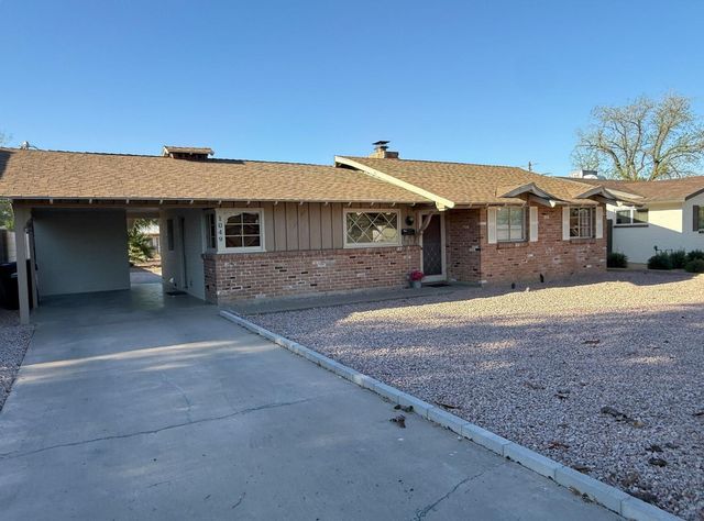 1049 E 2nd Avenue, Mesa, AZ 85204