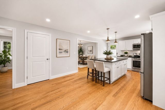 123 Forest St, Weymouth, MA 02190