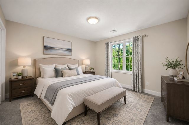 123 Forest St, Weymouth, MA 02190