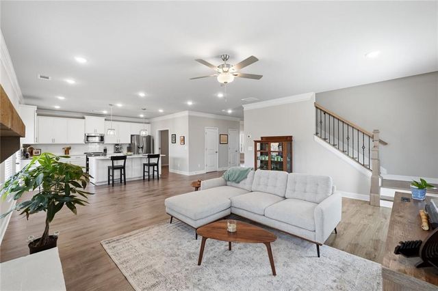 800 Eagles Nest Cove, Auburn, GA 30011