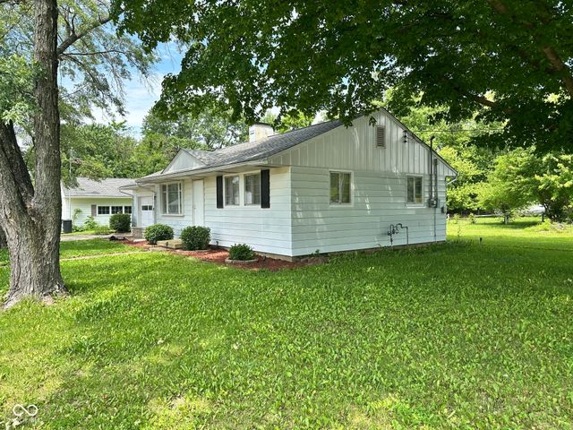 2 W Tilden Drive, Brownsburg, IN 46112