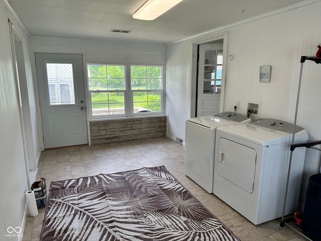 2 W Tilden Drive, Brownsburg, IN 46112