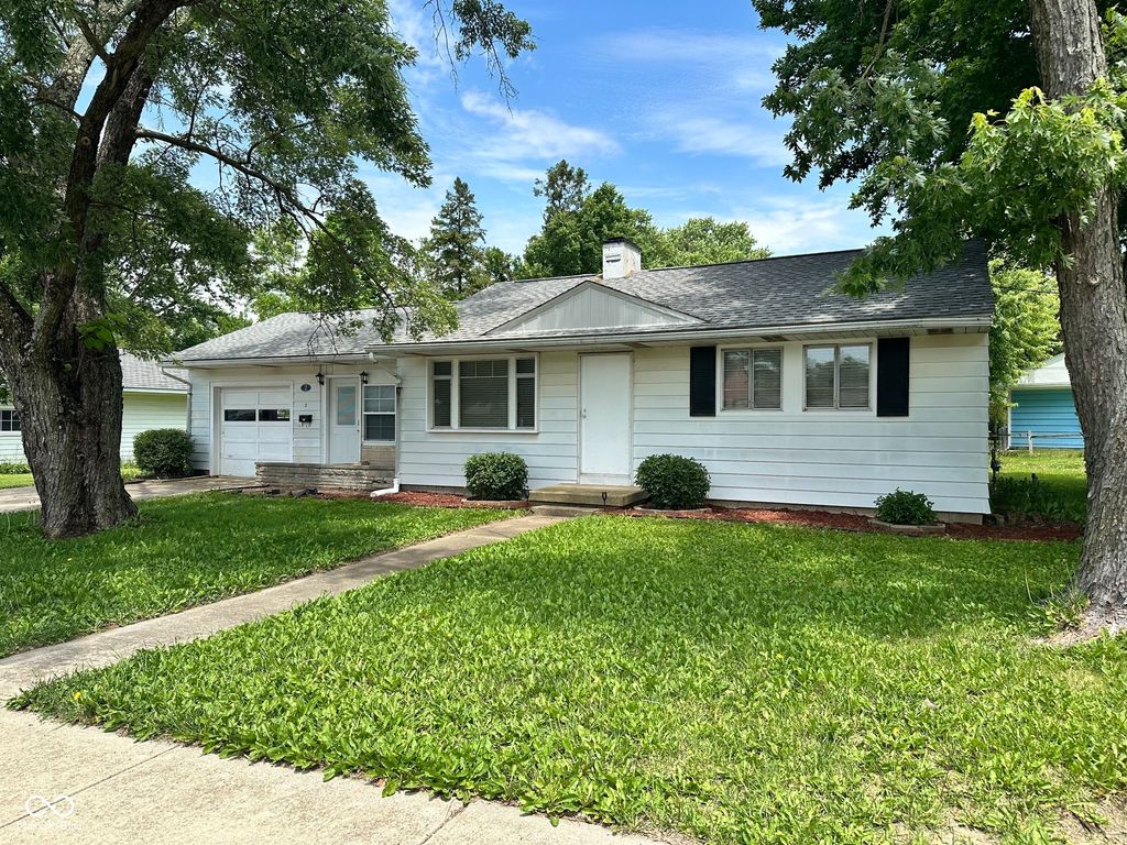 2 W Tilden Drive, Brownsburg, IN 46112