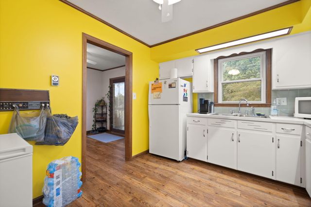 215 Hickory Avenue, Somerset, KY 42503