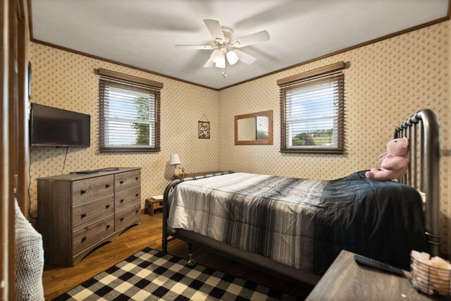 215 Hickory Avenue, Somerset, KY 42503