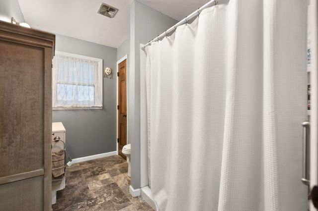 215 Hickory Avenue, Somerset, KY 42503