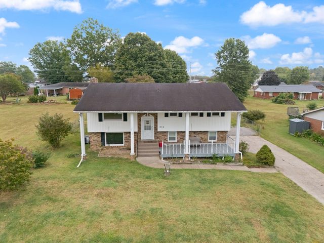 215 Hickory Avenue, Somerset, KY 42503