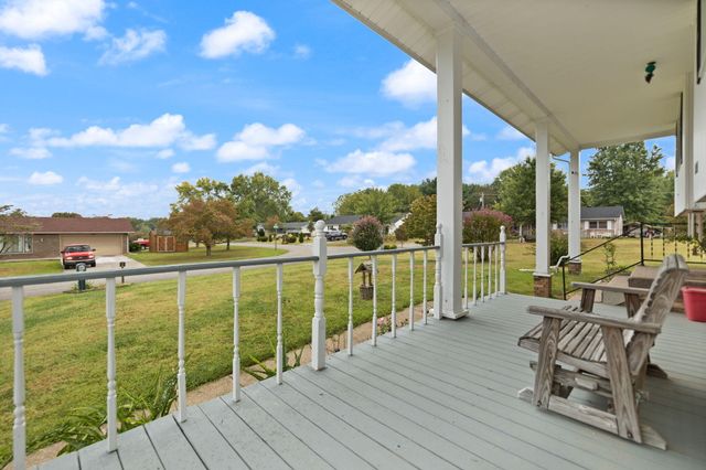 215 Hickory Avenue, Somerset, KY 42503