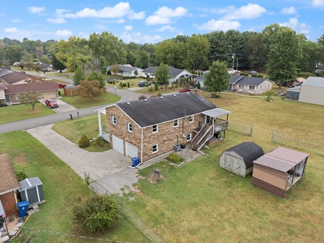 215 Hickory Avenue, Somerset, KY 42503