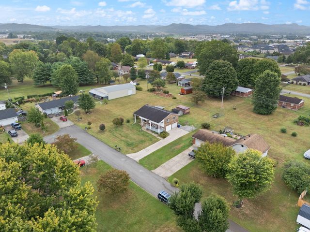 215 Hickory Avenue, Somerset, KY 42503