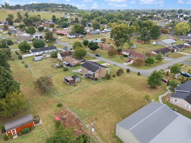 215 Hickory Avenue, Somerset, KY 42503