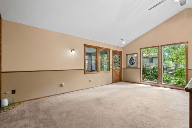 112 Bobcat Court, Forsyth, MO 65653