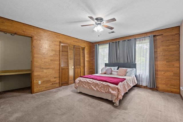 112 Bobcat Court, Forsyth, MO 65653
